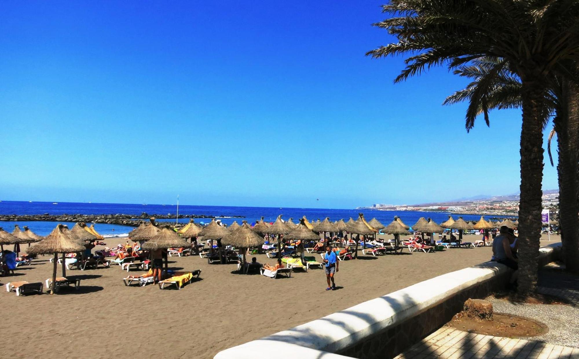 Blue Bay Paradise - Beach Front Apartment With Sea View Playa Paraiso  Buitenkant foto