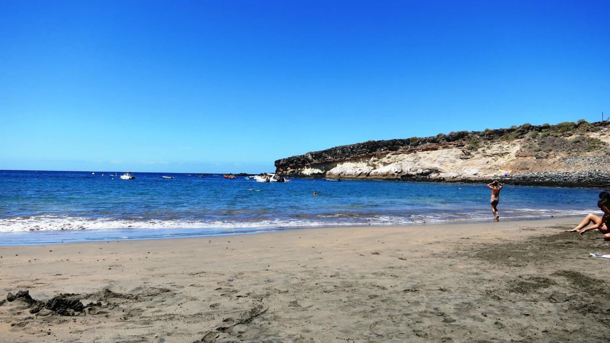 Blue Bay Paradise - Beach Front Apartment With Sea View Playa Paraiso  Buitenkant foto