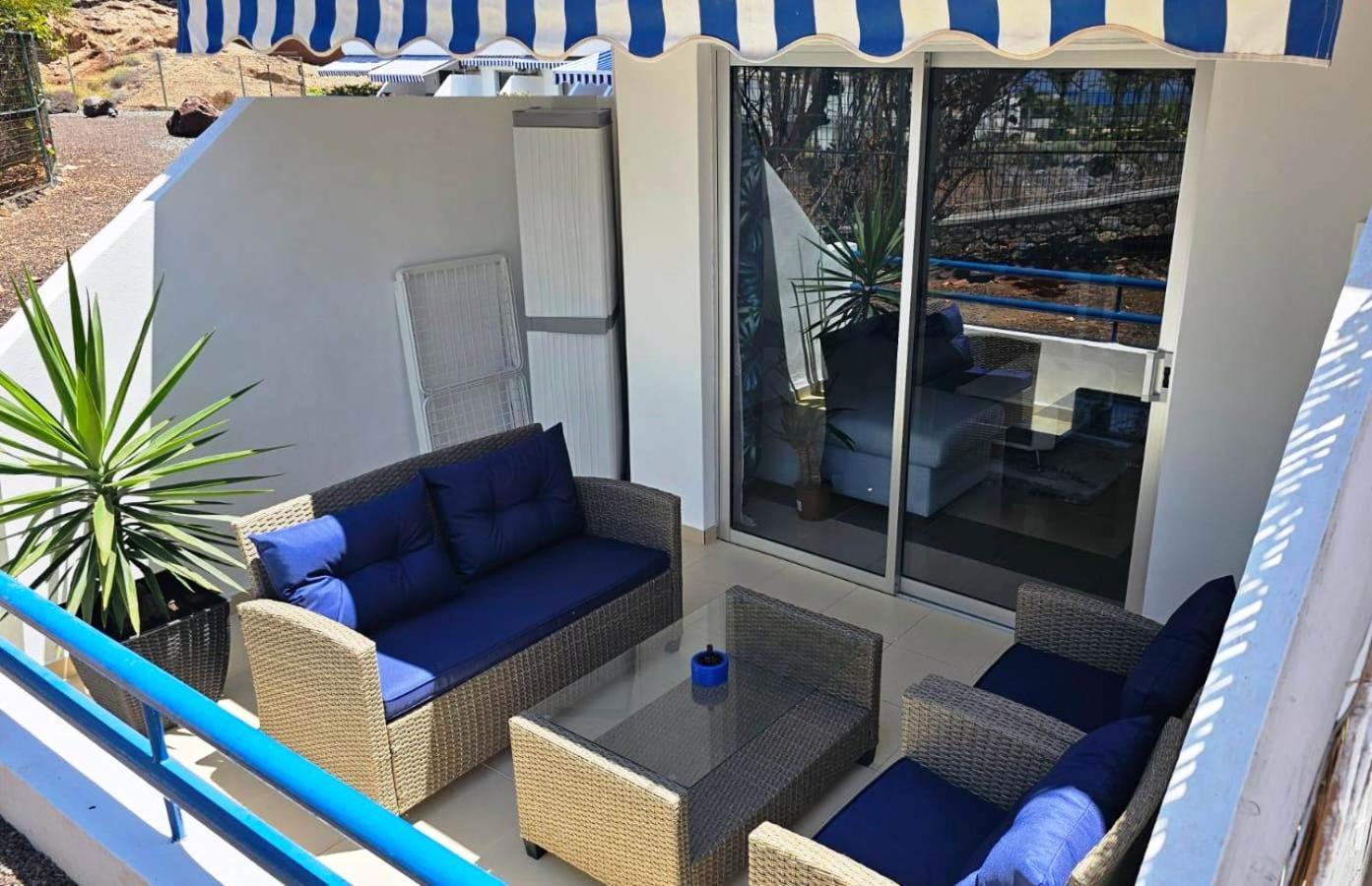 Blue Bay Paradise - Beach Front Apartment With Sea View Playa Paraiso  Buitenkant foto