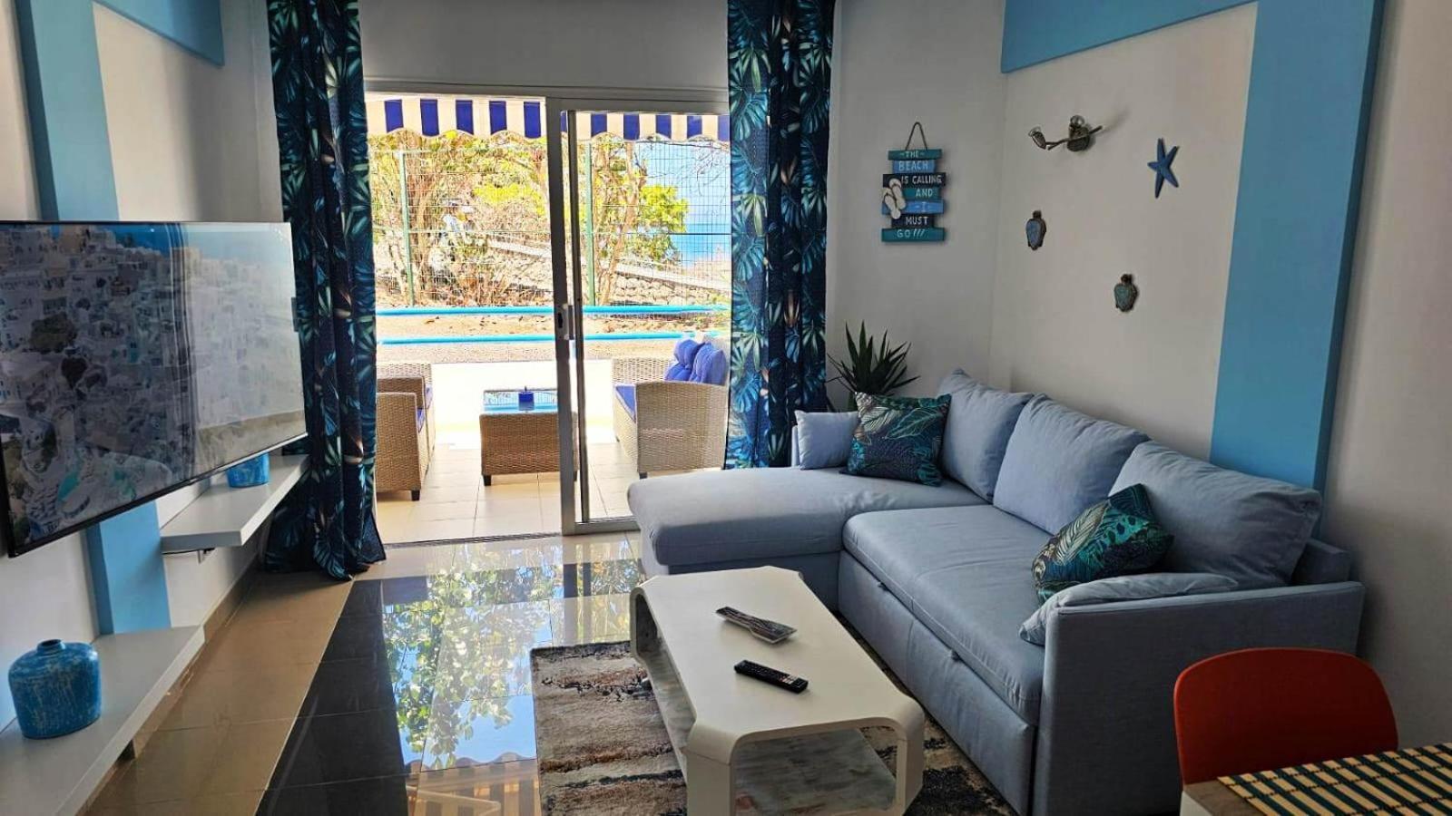Blue Bay Paradise - Beach Front Apartment With Sea View Playa Paraiso  Buitenkant foto